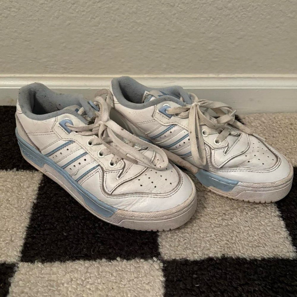 Adidas stylish sneakers